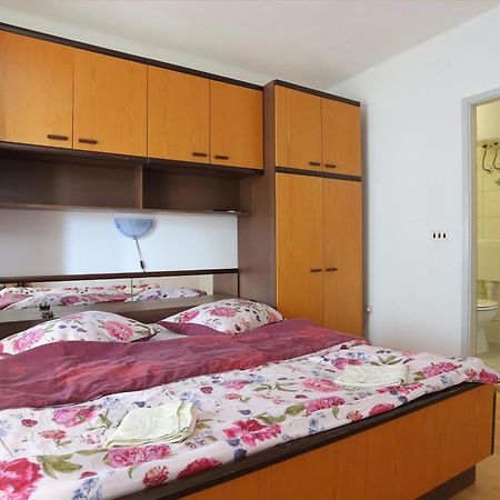 Studio Tucepi 6695B Екстериор снимка